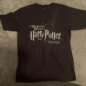 harry potter universal orlando black and gray short sleeve t shirt, bee and new